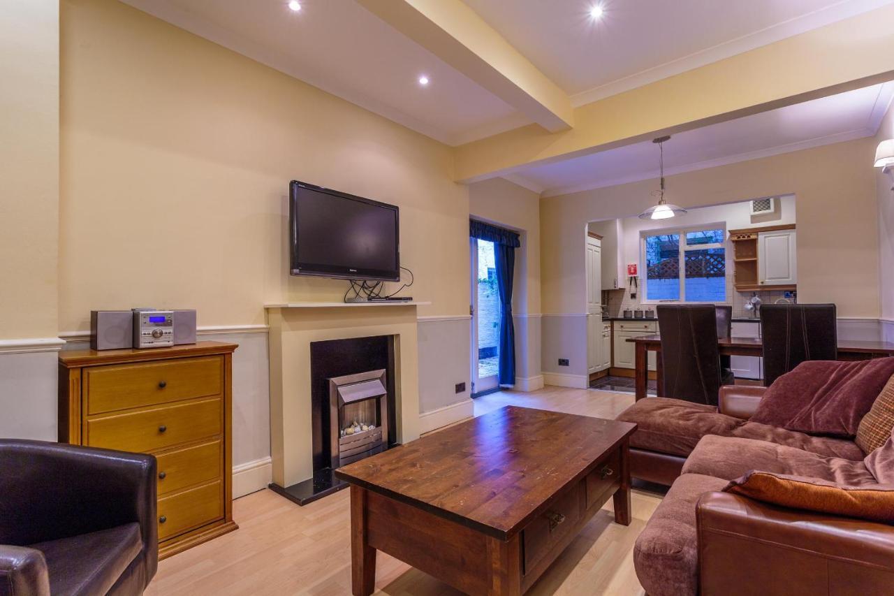 Castletown House Apartments Londra Esterno foto
